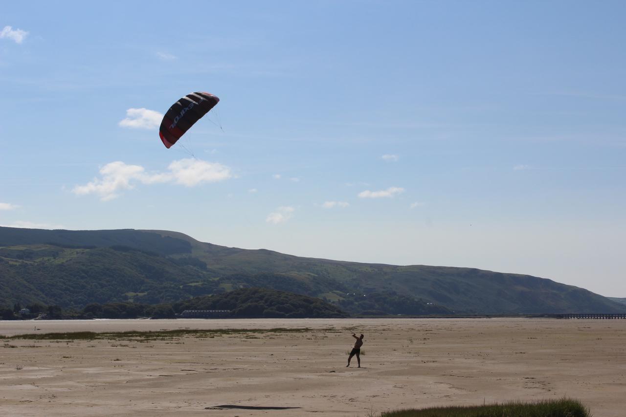 Villa Yr Hen Feudy Barmouth Esterno foto