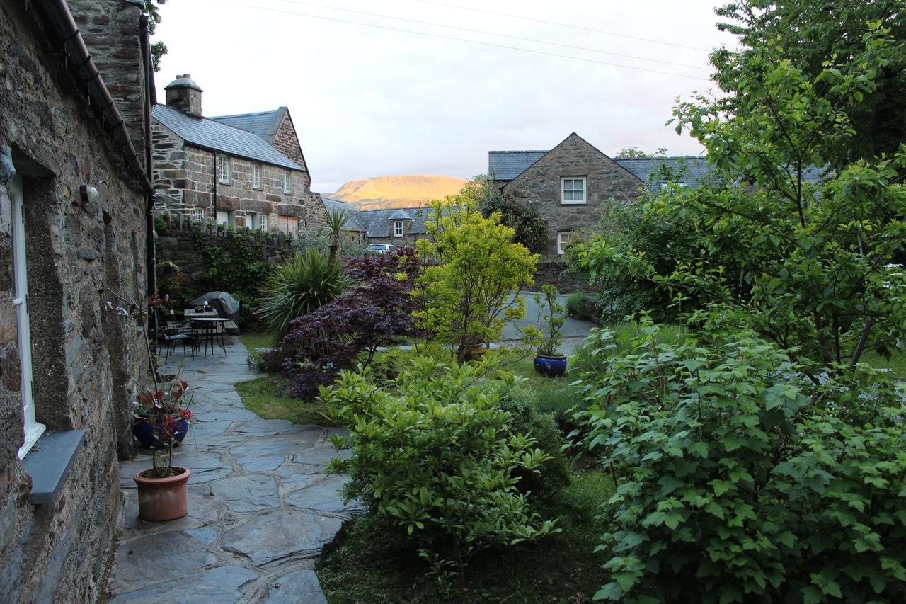 Villa Yr Hen Feudy Barmouth Esterno foto